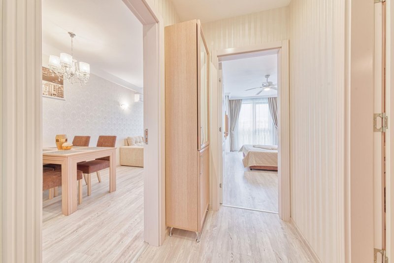 1 Bedroom Apartment