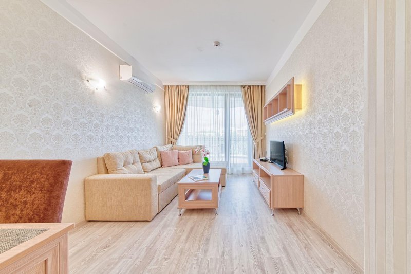1 Bedroom Apartment