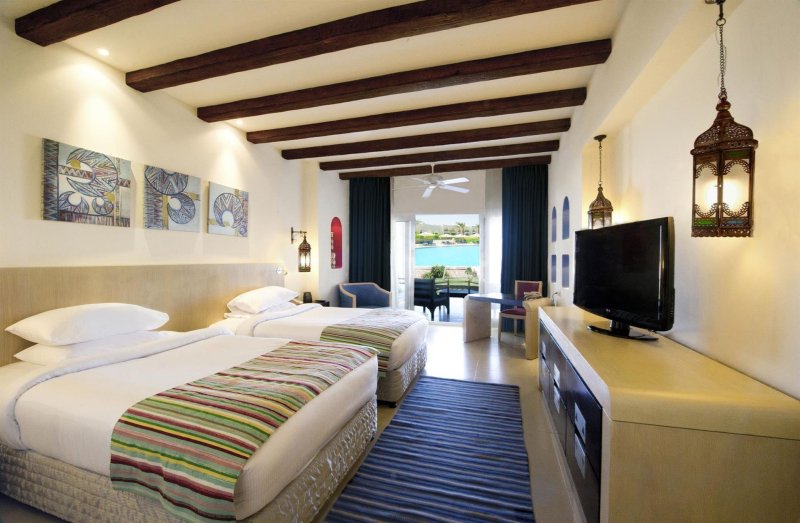 Standard Pool View Room