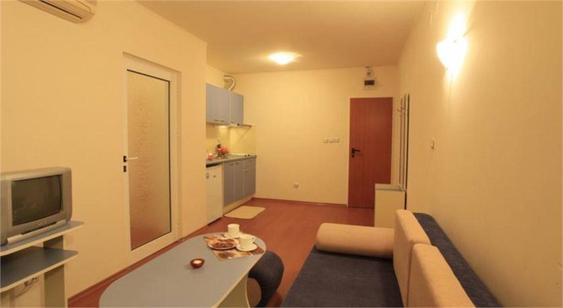 Napospart utazás Holiday Complex Rainbow 1