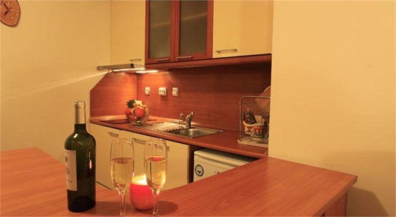 Napospart utazás Holiday Complex Rainbow 1