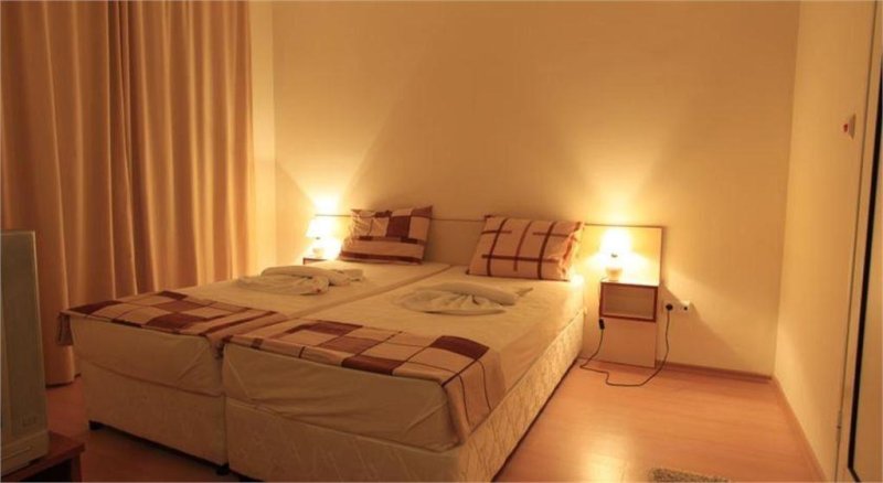 Napospart utazás Holiday Complex Rainbow 2