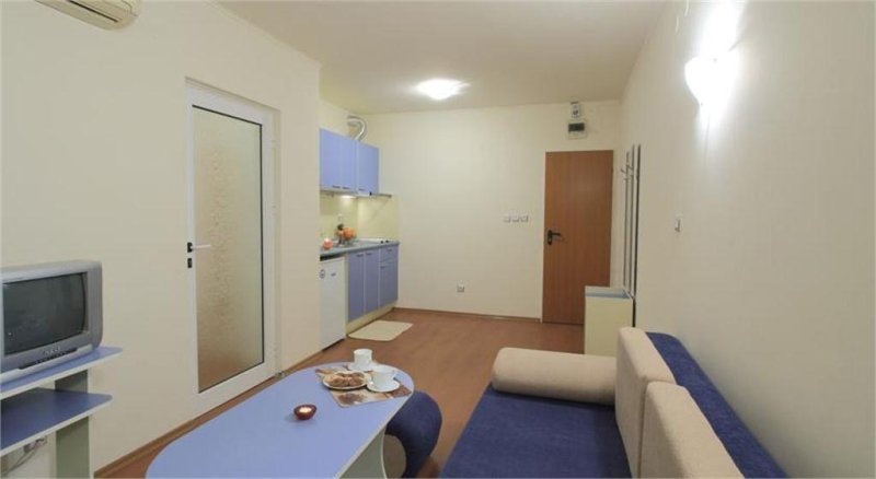 Napospart utazás Holiday Complex Rainbow 2