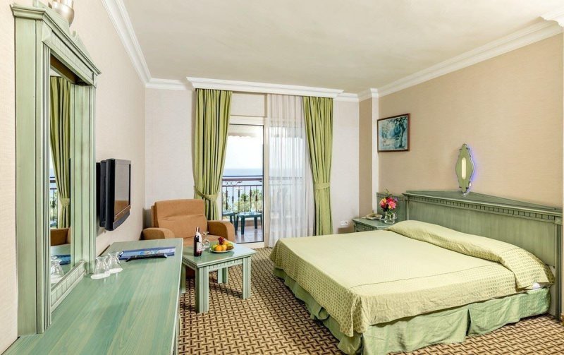 Standard Room Side Sea View