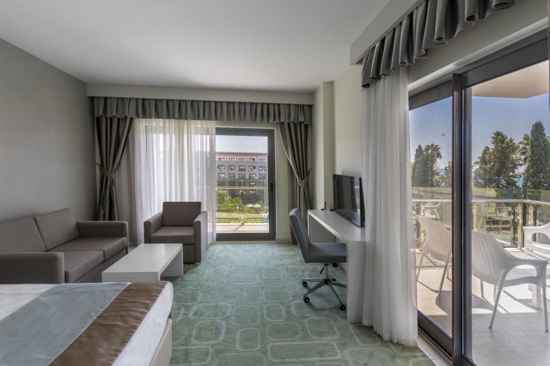 Resort Suite