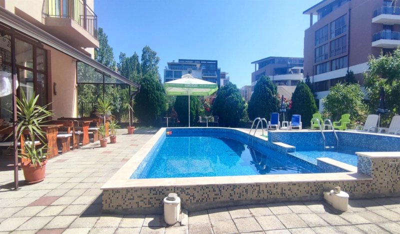 Napospart utazás Hotel 415