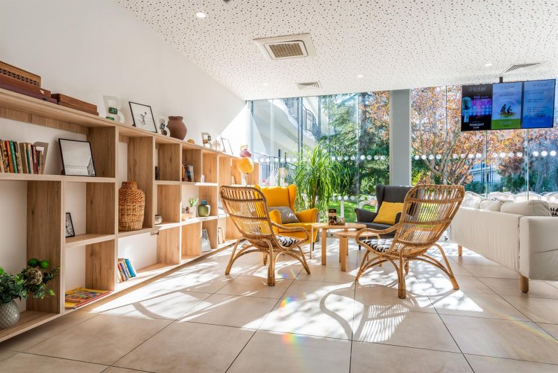 Napospart utazás iHotel