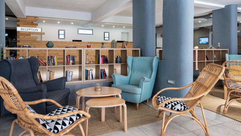 iHotel Napospart