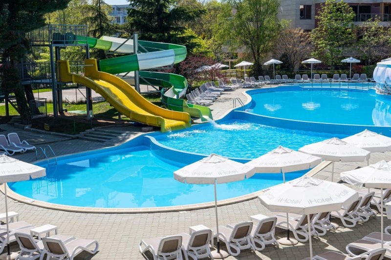 iHotel Napospart
