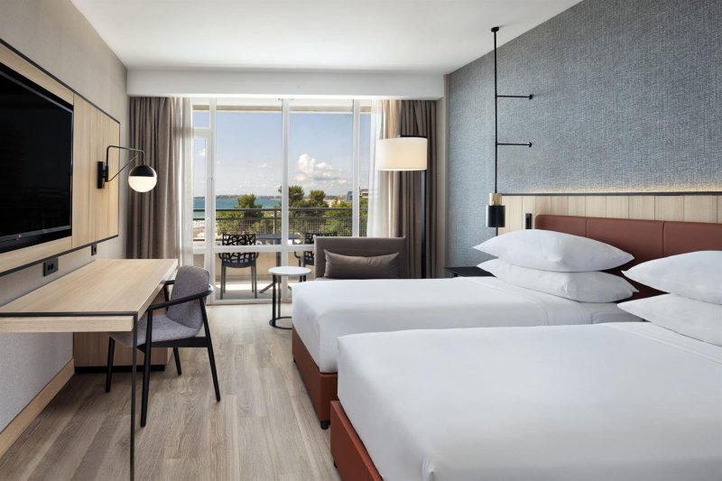 Deluxe Sea View