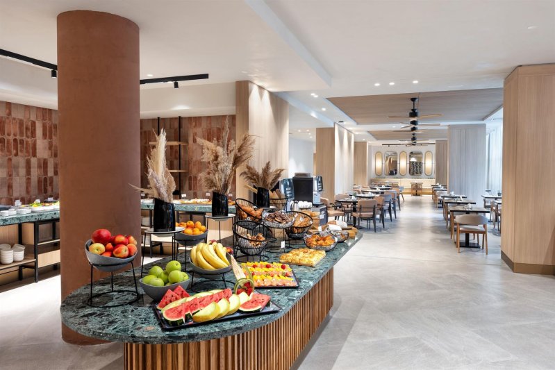 Four Points By Sheraton (ex.globus) Napospart