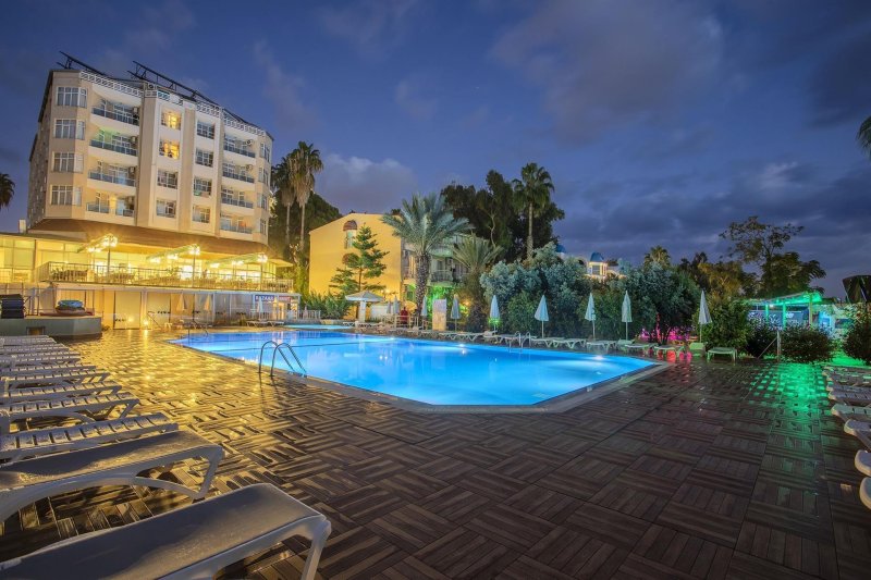 Alanya utazás Incekum Su Hotel