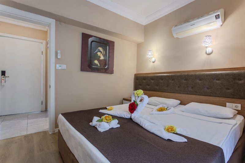 Family Room 2 Bedrooms