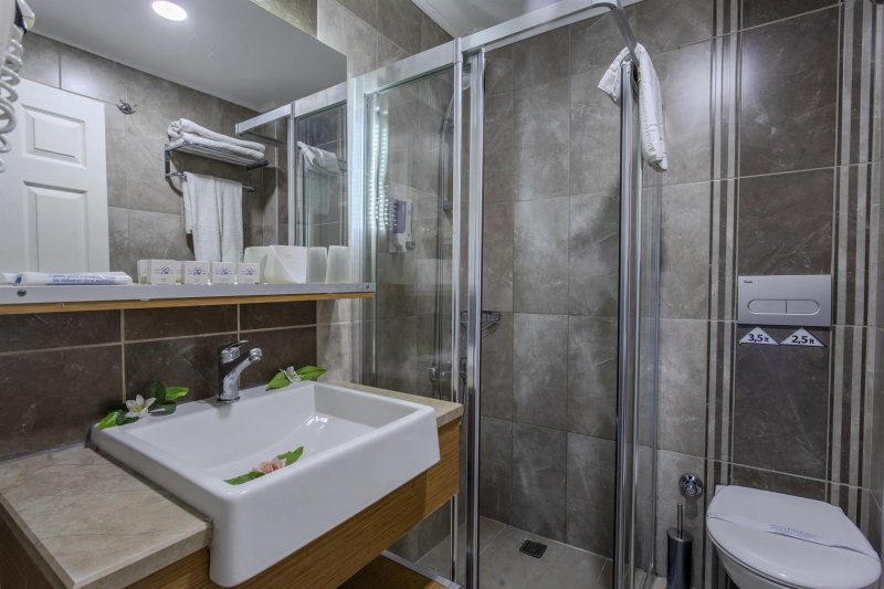 Family Room 2 Bedrooms