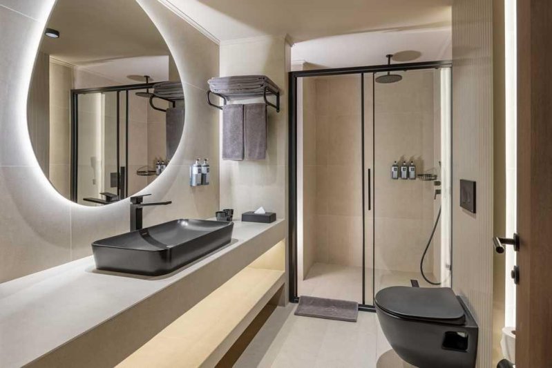 Junior Suite Swim Up