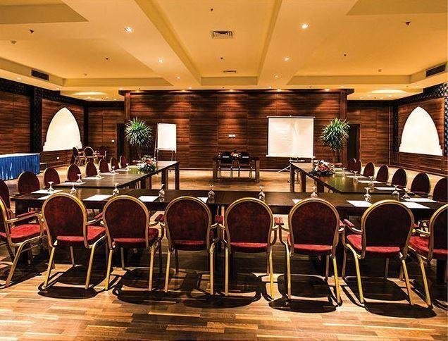 Hurghada utazás Jasmine Palace Resort & Spa