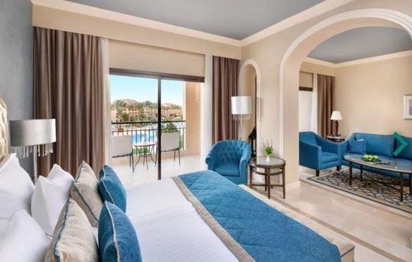 Junior Suite Pool View