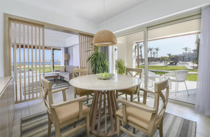 Suite Front Sea View Room