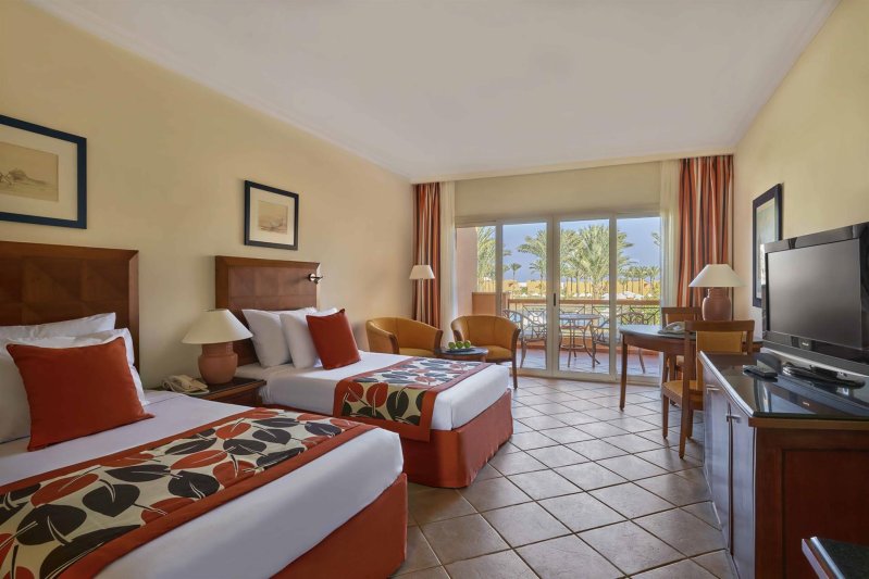 Superior Pool View Room