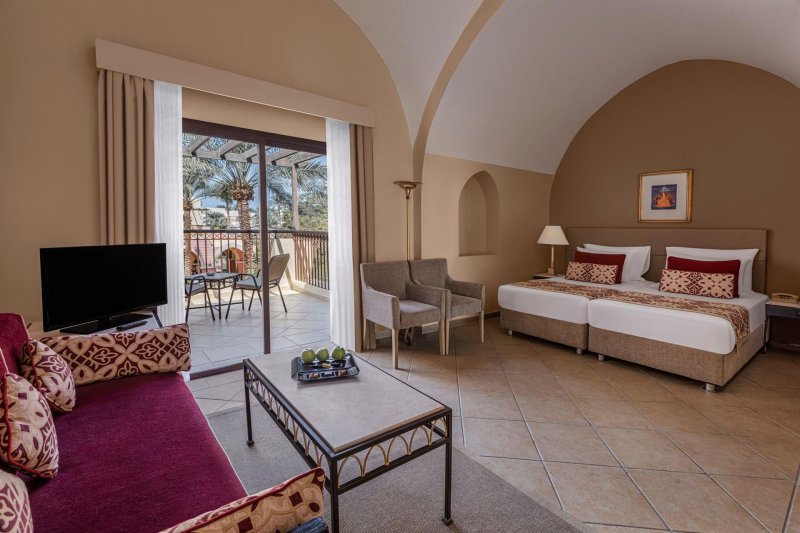 Family Deluxe Garden View Room