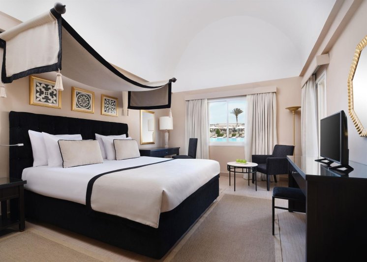 Junior Suite Side Sea View