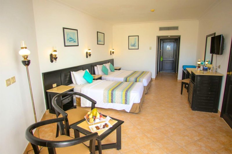 Family Deluxe Garden View Room