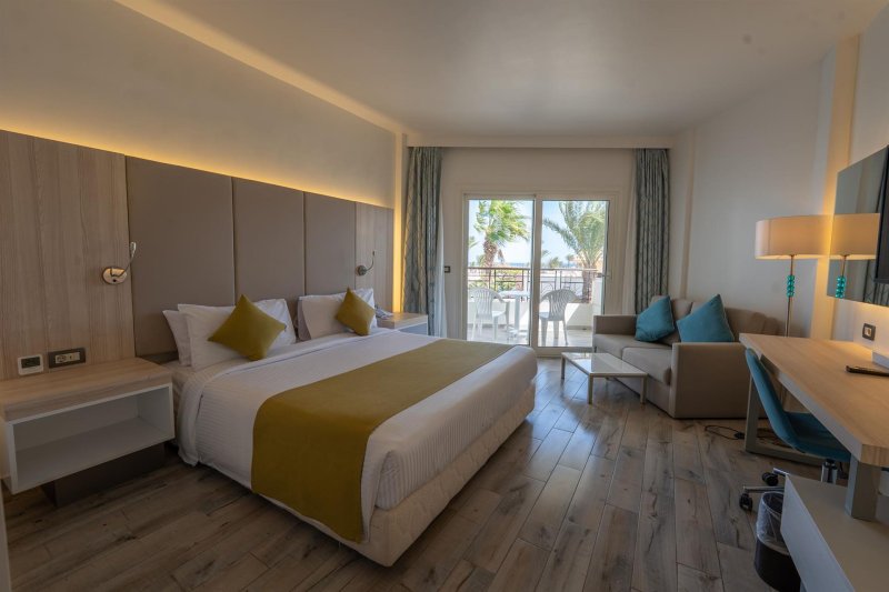 Superior Sea View Room