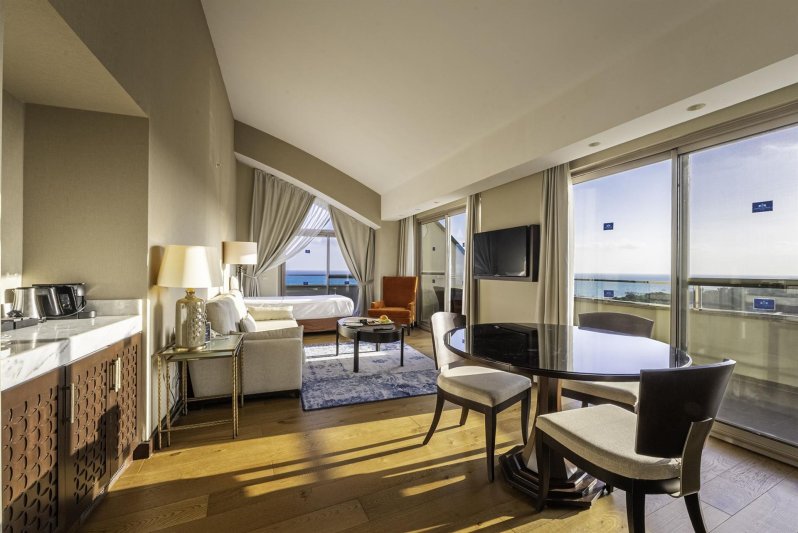 Palazzo Suite Sea View
