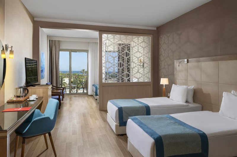 Superior Room Pool View