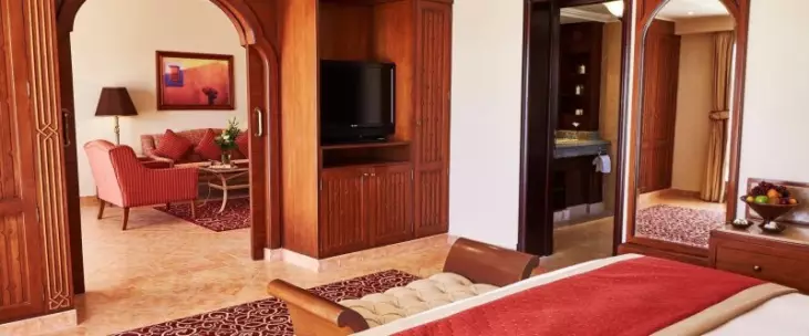 Deluxe Suite