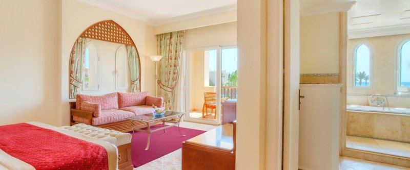 Laguna Club Room