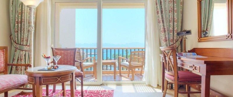 Laguna Club Room