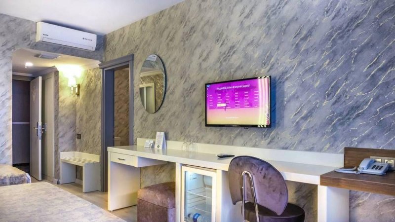 Family Room 2 Bedrooms