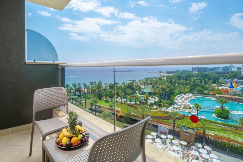 Family Room Sea View