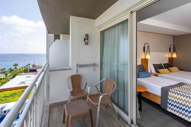 Standard Room Side Sea View