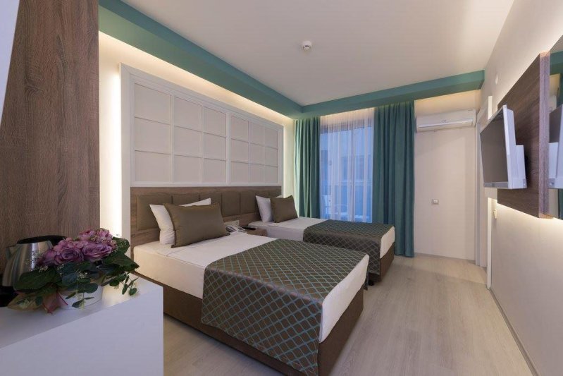 Standard Room Side Sea View