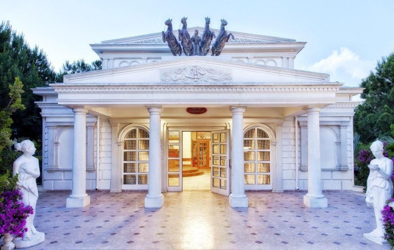 Antalya utazás Kremlin Palace