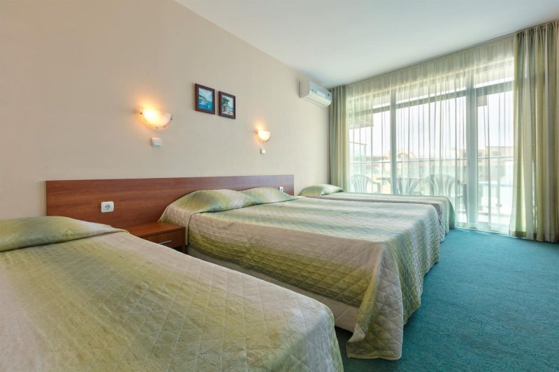 Napospart utazás L & B