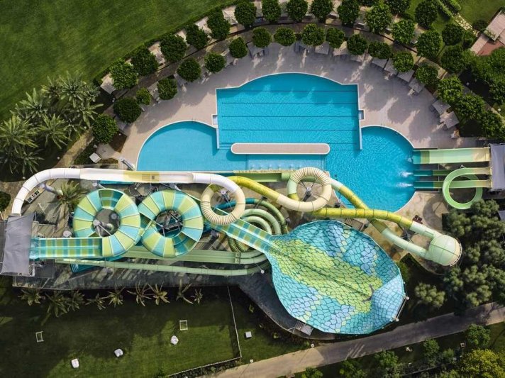 Antalya utazás Lara Barut Collection