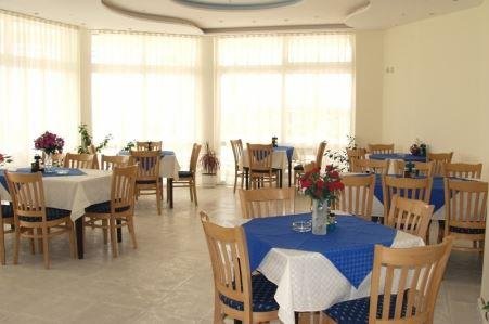 Napospart utazás Larisa Hotel