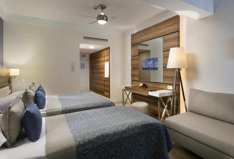 Economy Room