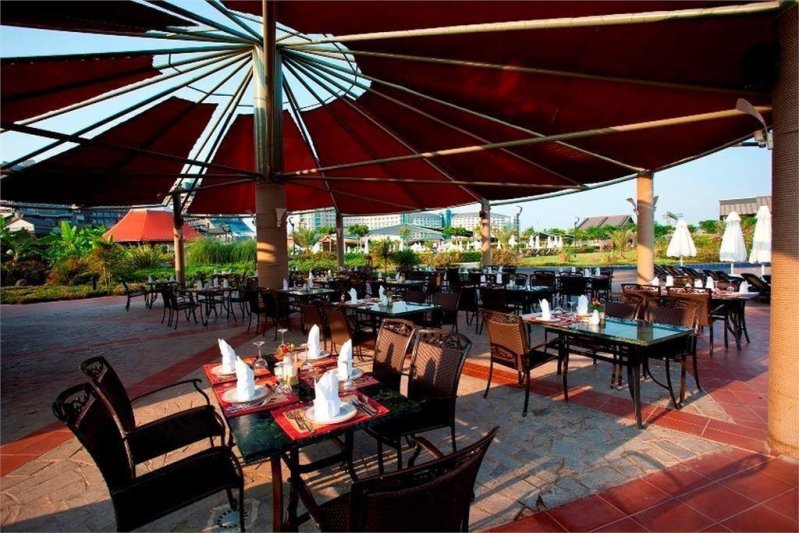 Limak Lara De Luxe Hotel & Resort Antalya