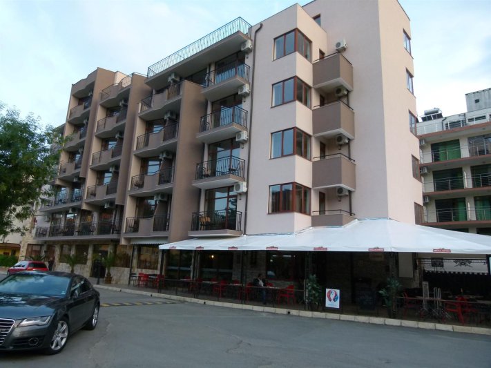 Napospart utazás Lira