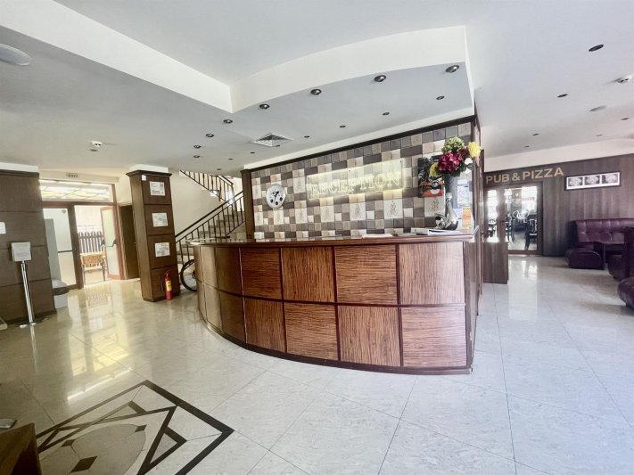 Napospart utazás Lira