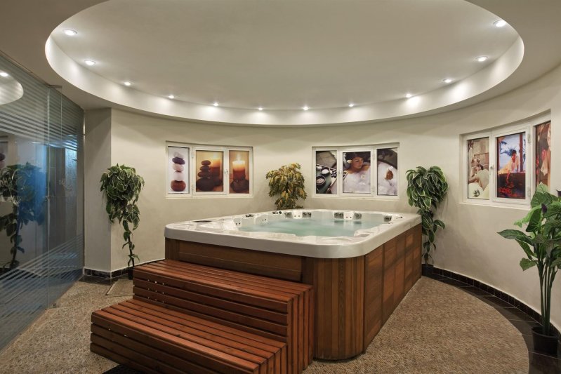 Hurghada utazás Long Beach Resort Hurghada