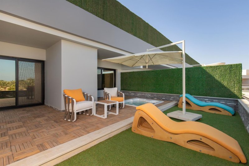 Jacuzzi Suite