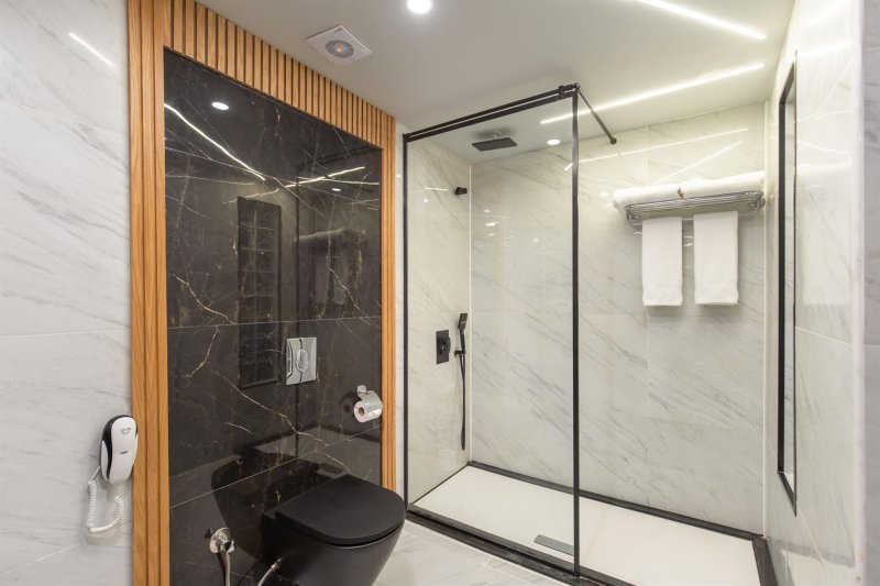 Jacuzzi Suite