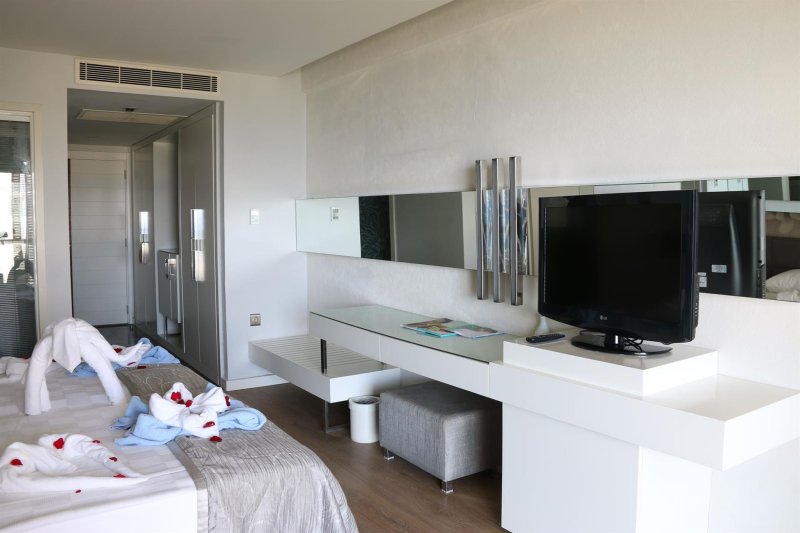 Superior Jakuzi Room Roh