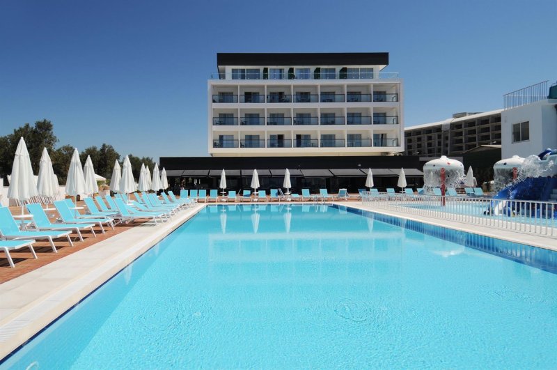 Lonicera West Hotel (ex. Gold Island Family) Alanya