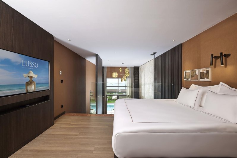 Dublex Lagoon Suite Garden & Pool View